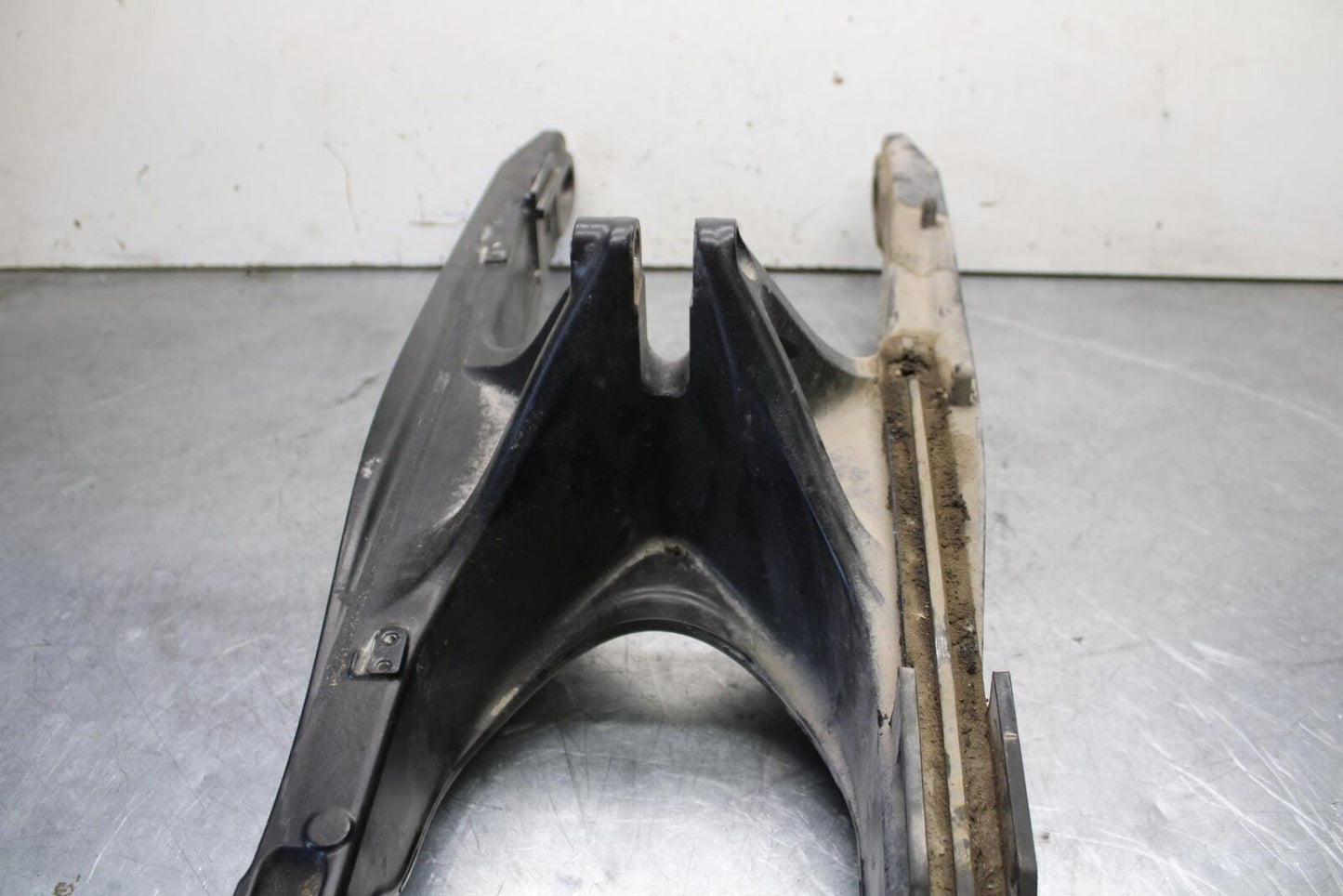 20-24 KTM 890 DUKE R REAR SWINGARM BACK SUSPENSION SWING ARM BB627