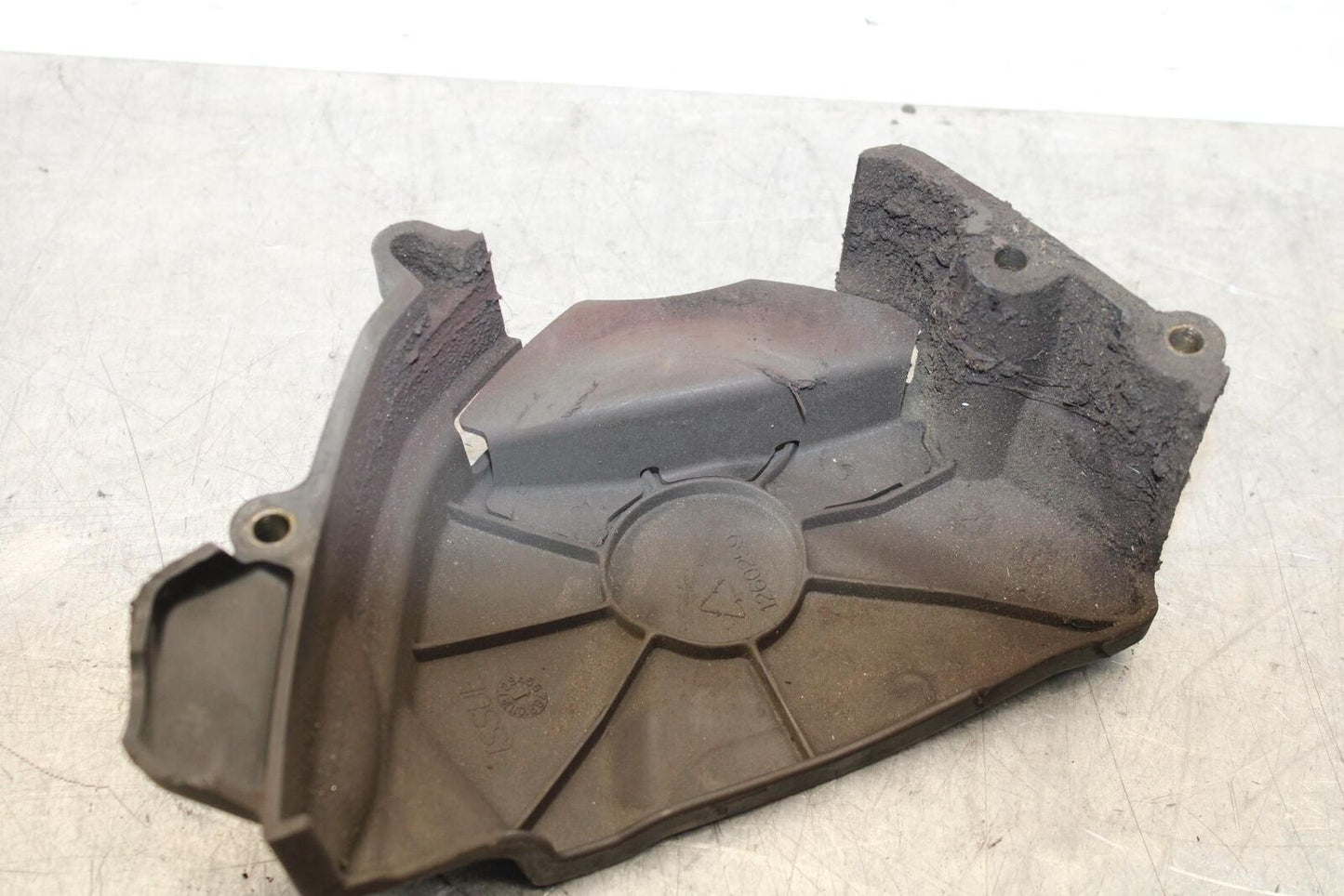 2009 Triumph Daytona 675 ENGINE SPROCKET COVER BB584