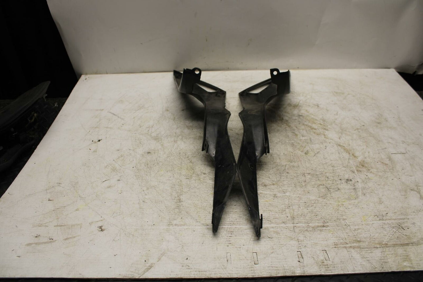 08-10 DUCATI 848 RIGHT LEFT GAS FUEL TANK PANELS COVERS TRIM SET COWLS BB369