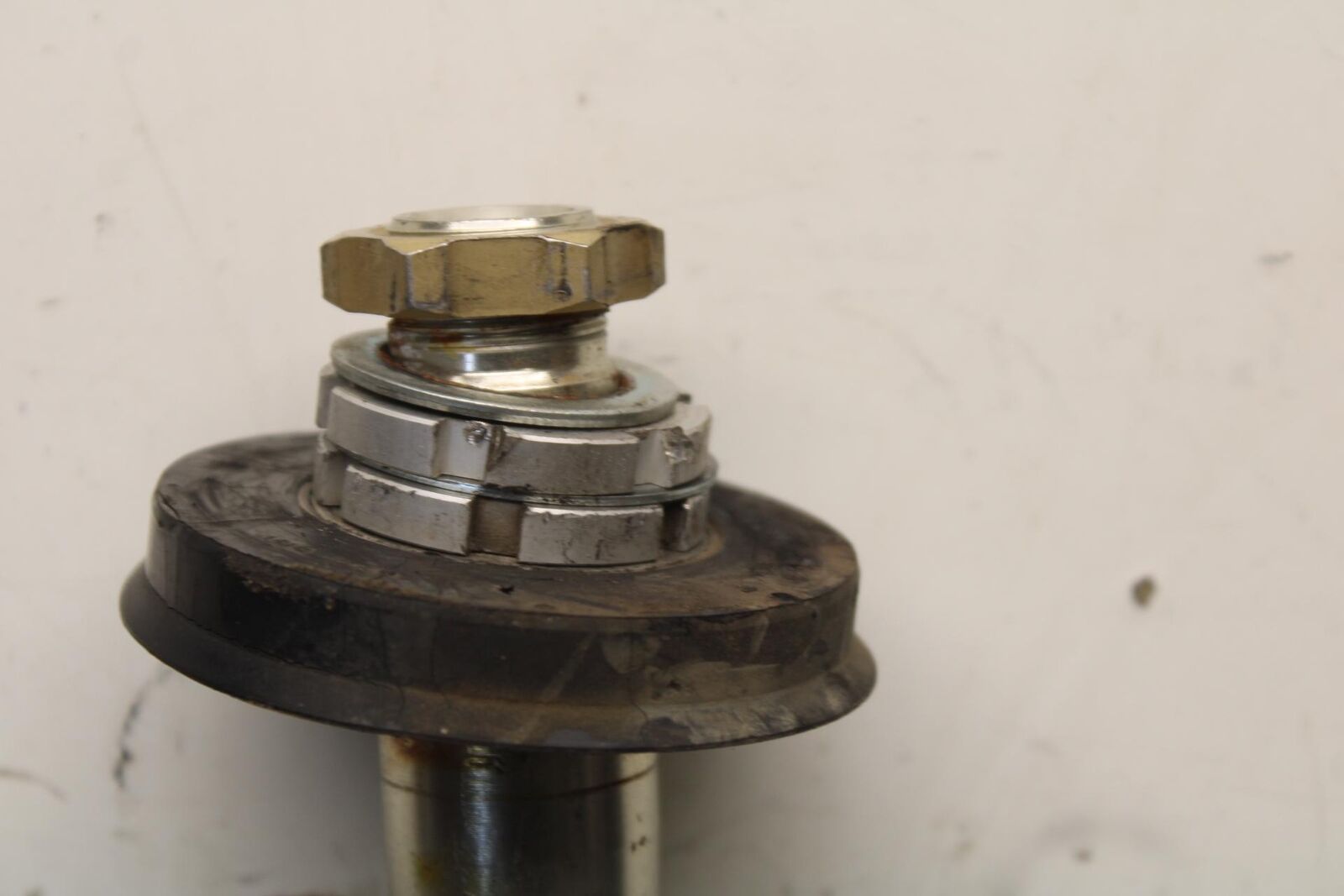 01-03 SUZUKI GSXR600 FRONT FORKS CLAMP LOWER TRIPLE TREE STEM 51410-39F00 BB633