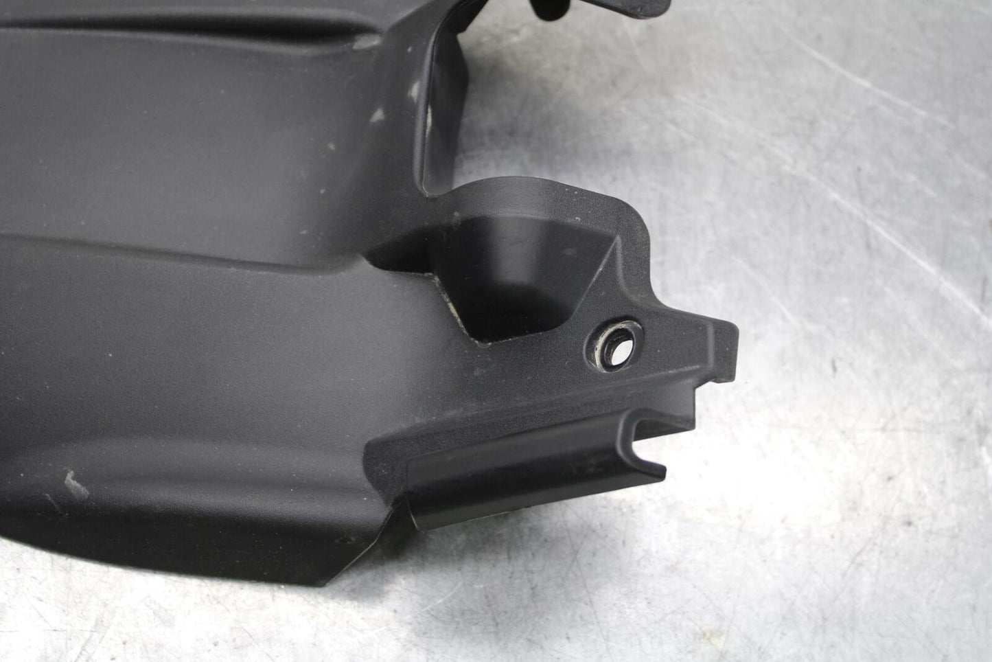 20-23 APRILIA RS660 REAR BACK WHEEL TIRE HUGGER FENDER BB643