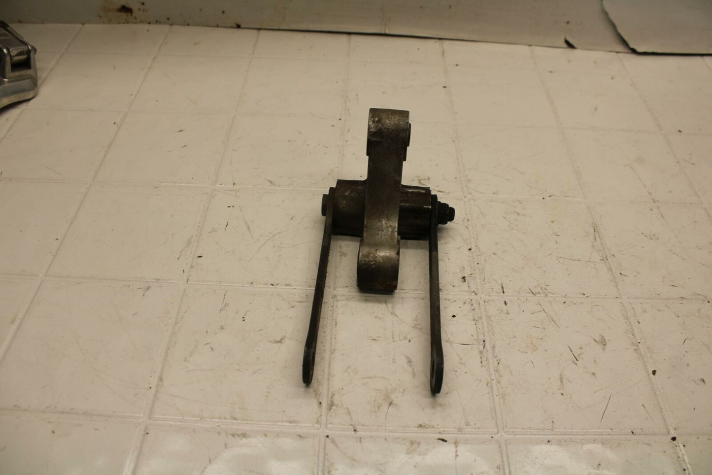 01-05 YAMAHA FZS1000 REAR DOGBONE SHOCK LINKAGE LINK BB10