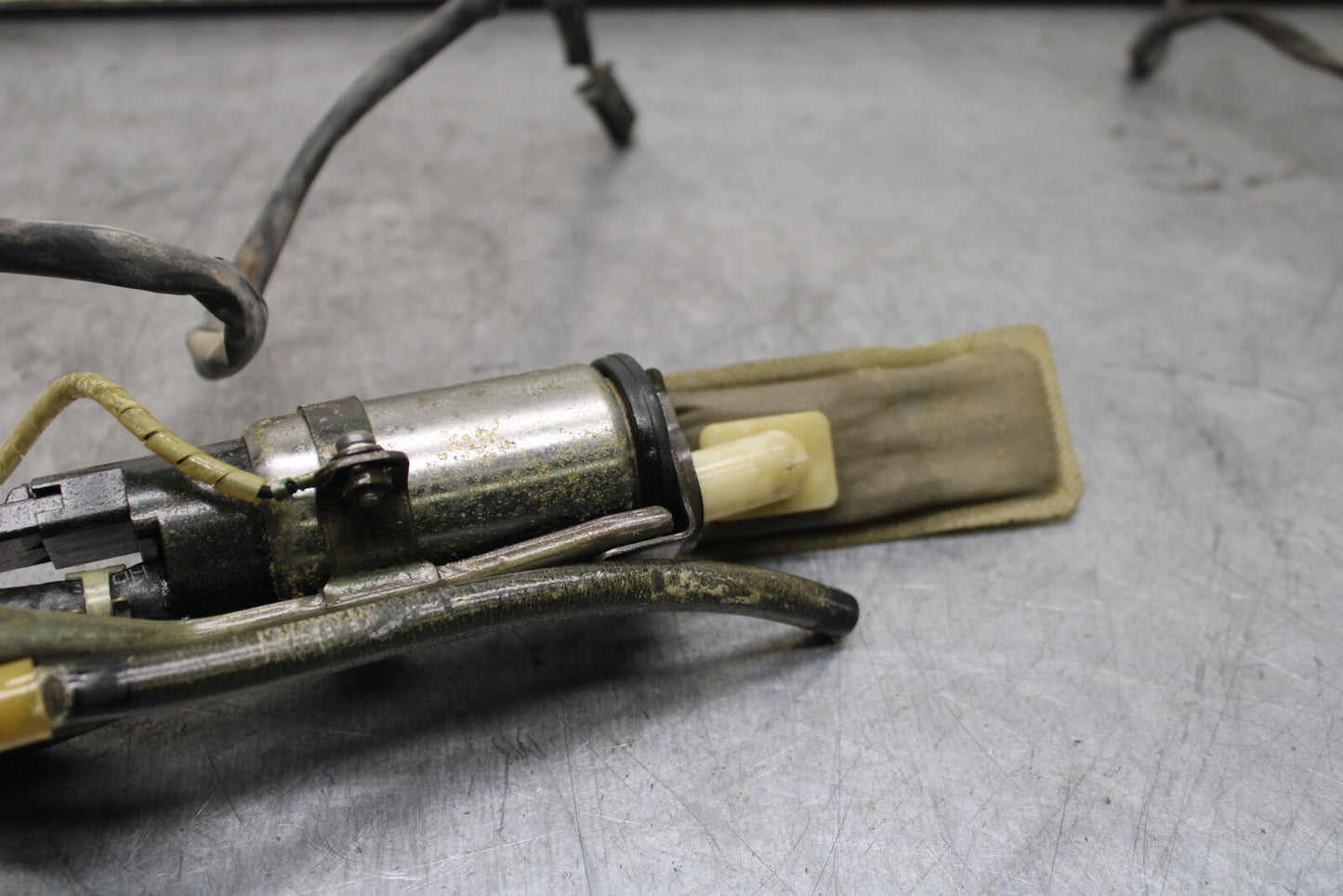02-04 HONDA VTX1800S FUEL GAS PUMP BB712