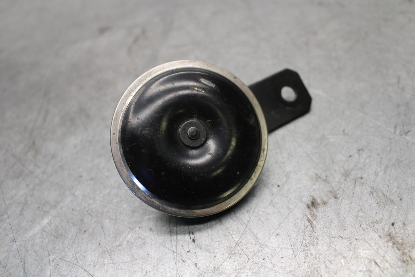 19-21 TRIUMPH SPEED TWIN 1200 HORN SIGNAL T2500113 BB653