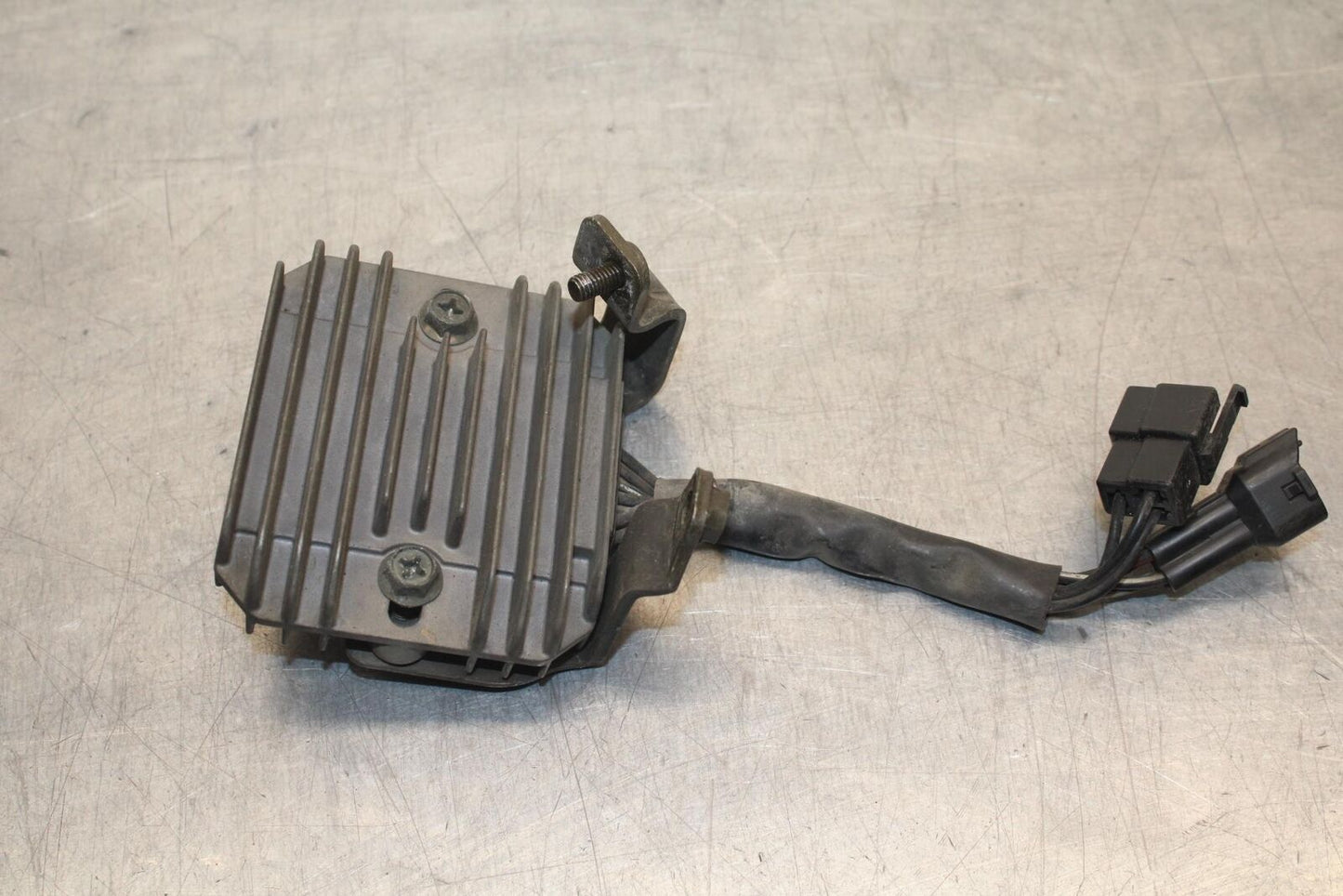 2003 Suzuki SV1000S RECTIFIER VOLTAGE REGULATOR 32800-16G00 BB85