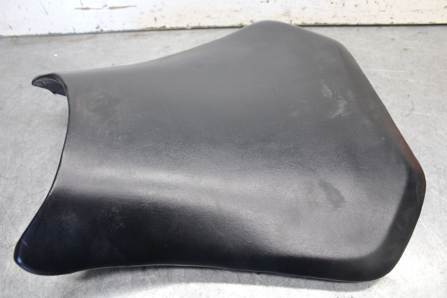 05-06 HONDA CBR600RR FRONT DRIVERS SEAT PAD SADDLE PILLION 77100-MEE-D00 BB689