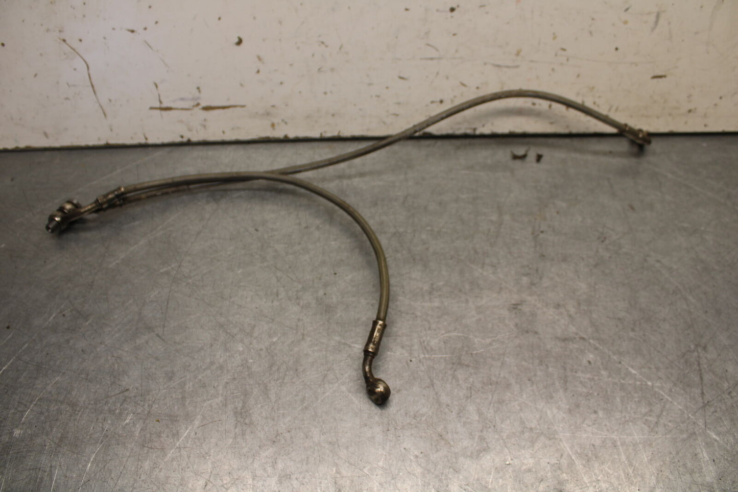 09-11 TRIUMPH DAYTONA 675 FRONT BRAKE CALIPER HOSES LINES BB652