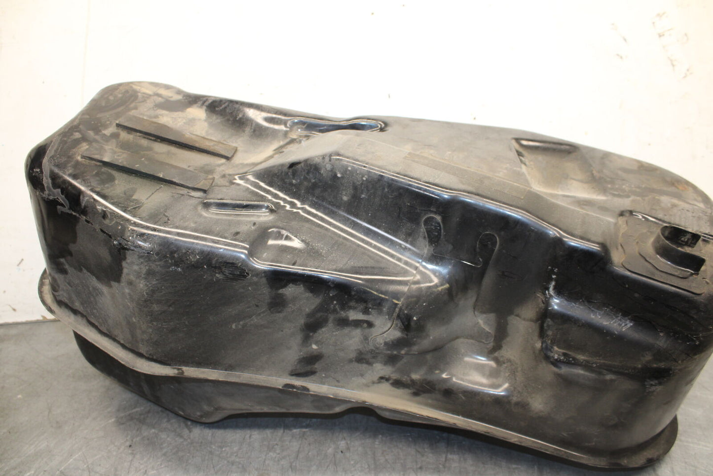 93-00 HONDA GOLDWING 1500 GL1500SE GAS TANK FUEL PETROL RESERVOIR BB700