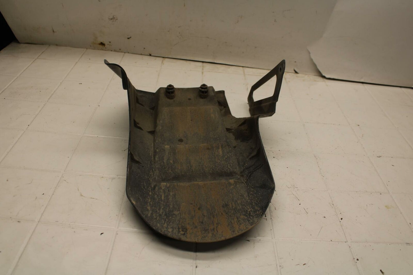 03-04 KAWASAKI NINJA ZX6R 636 REAR BACK WHEEL TIRE HUGGER FENDER BB397