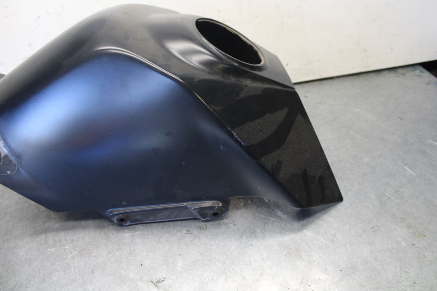 2016 KTM 390 RC GAS TANK FUEL CELL COVER FAIRING COWL BB648