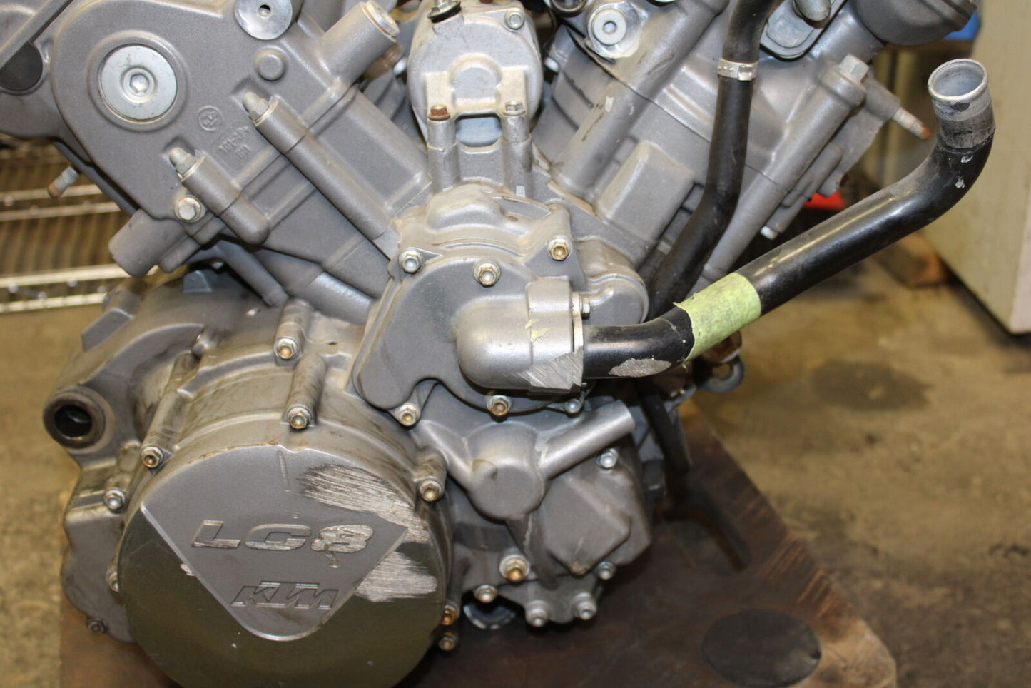 07-11 KTM 990 SUPER DUKE ENGINE MOTOR BB578