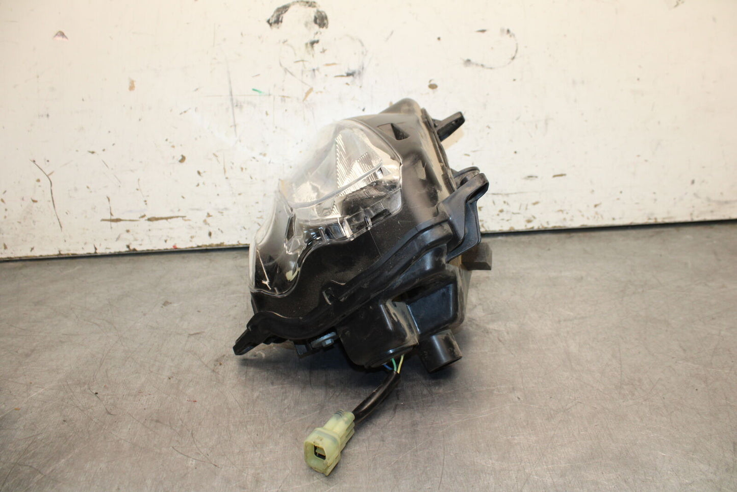 19-24 YAMAHA R3 FRONT LEFT HEADLIGHT HEAD LIGHT LAMP BB736