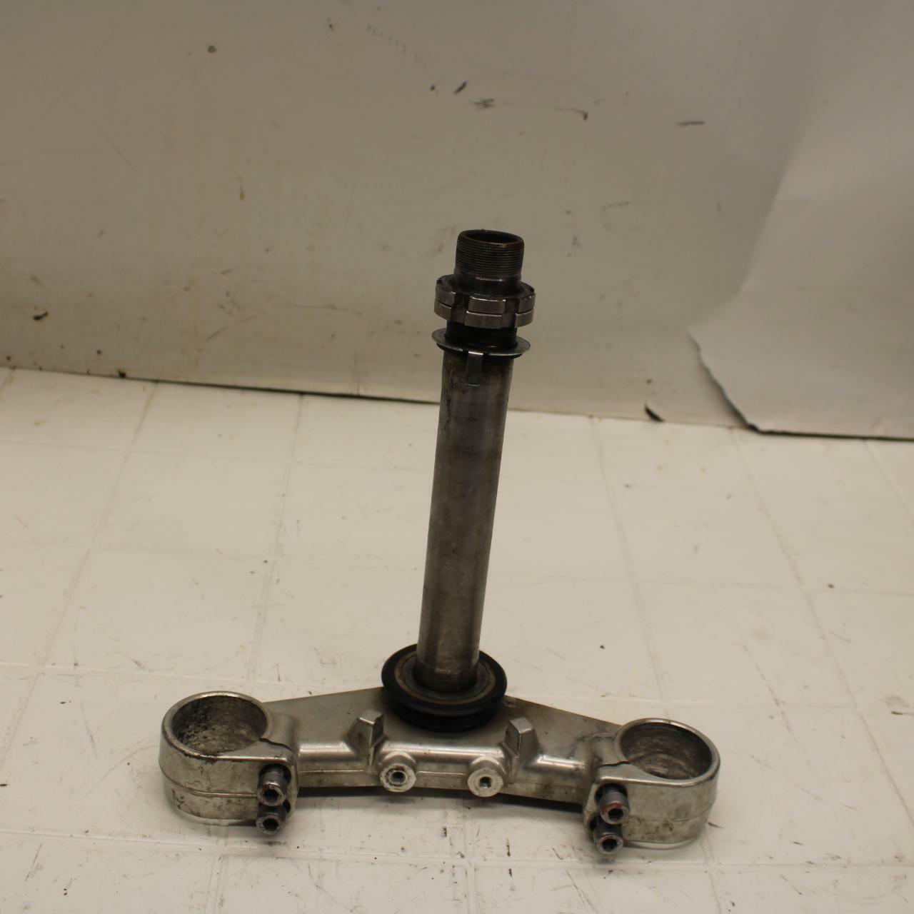 99-02 YAMAHA YZF R6/ FRONT FORKS LOWER TRIPLE TREE STEM 5EB-23340-00-00 BB09