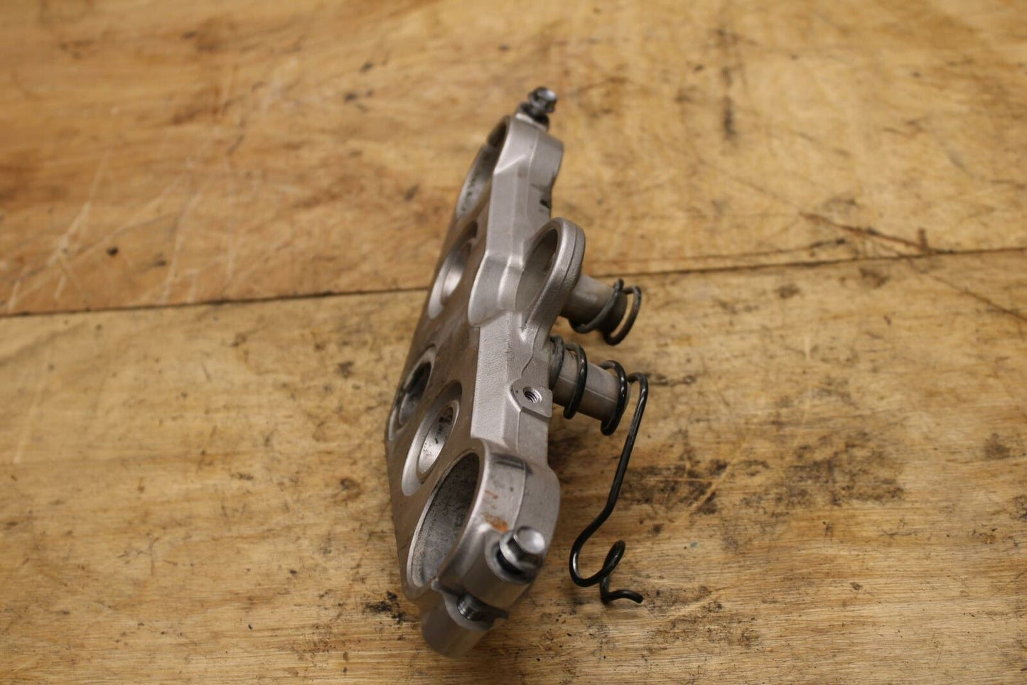 02-03 SUZUKI VSTROM 1000 FORKS UPPER TRIPLE TREE CLAMP BB331