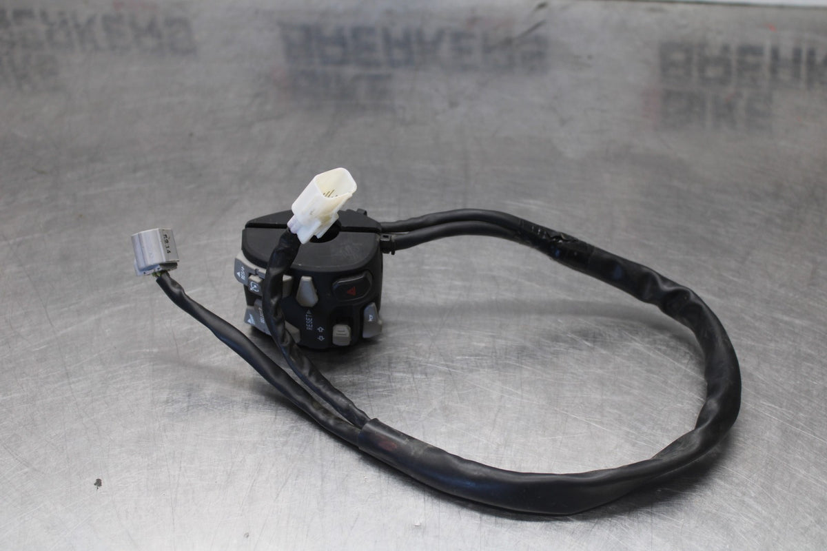 25 KAWASAKI Z900 LEFT CLIP ON HANDLE HORN SIGNALS SWITCH SWITCHES BB928
