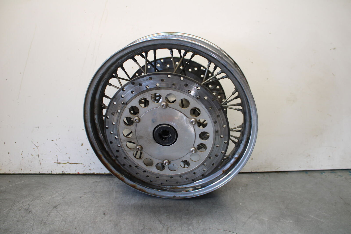 99-00 YAMAHA V STAR 1100 FRONT WHEEL FRONT RIM BB711