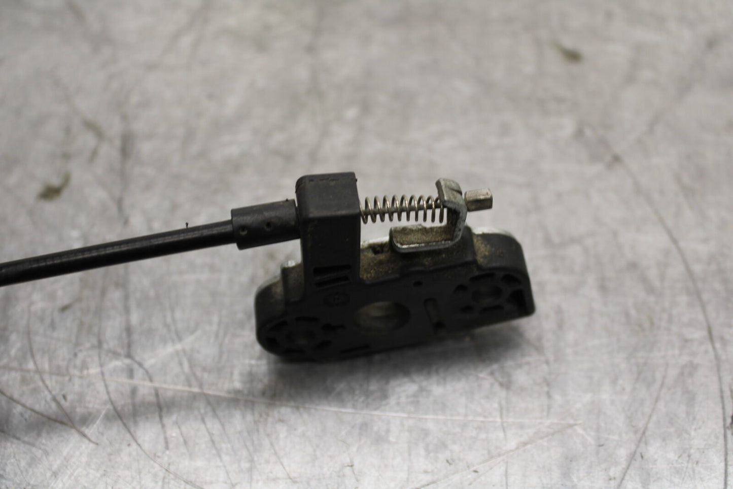 15-19 APRILIA RSV4 RF REAR PASSENGER SEAT LATCH LOCK ASSEMBLY BB611