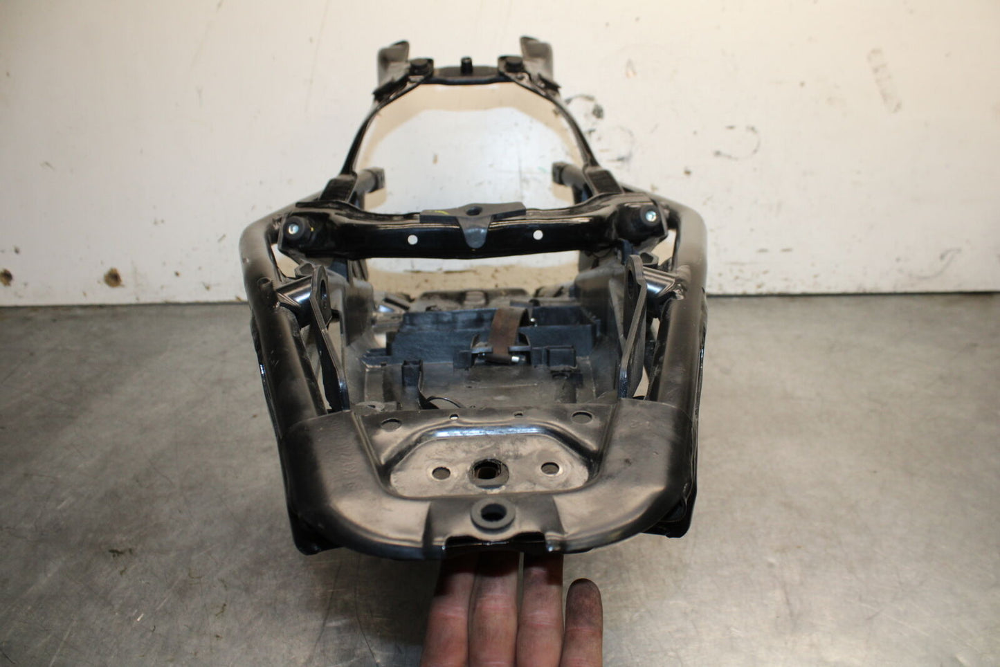 17-24 KTM 390 DUKE REAR SUBFRAME BACK SUB FRAME BB734