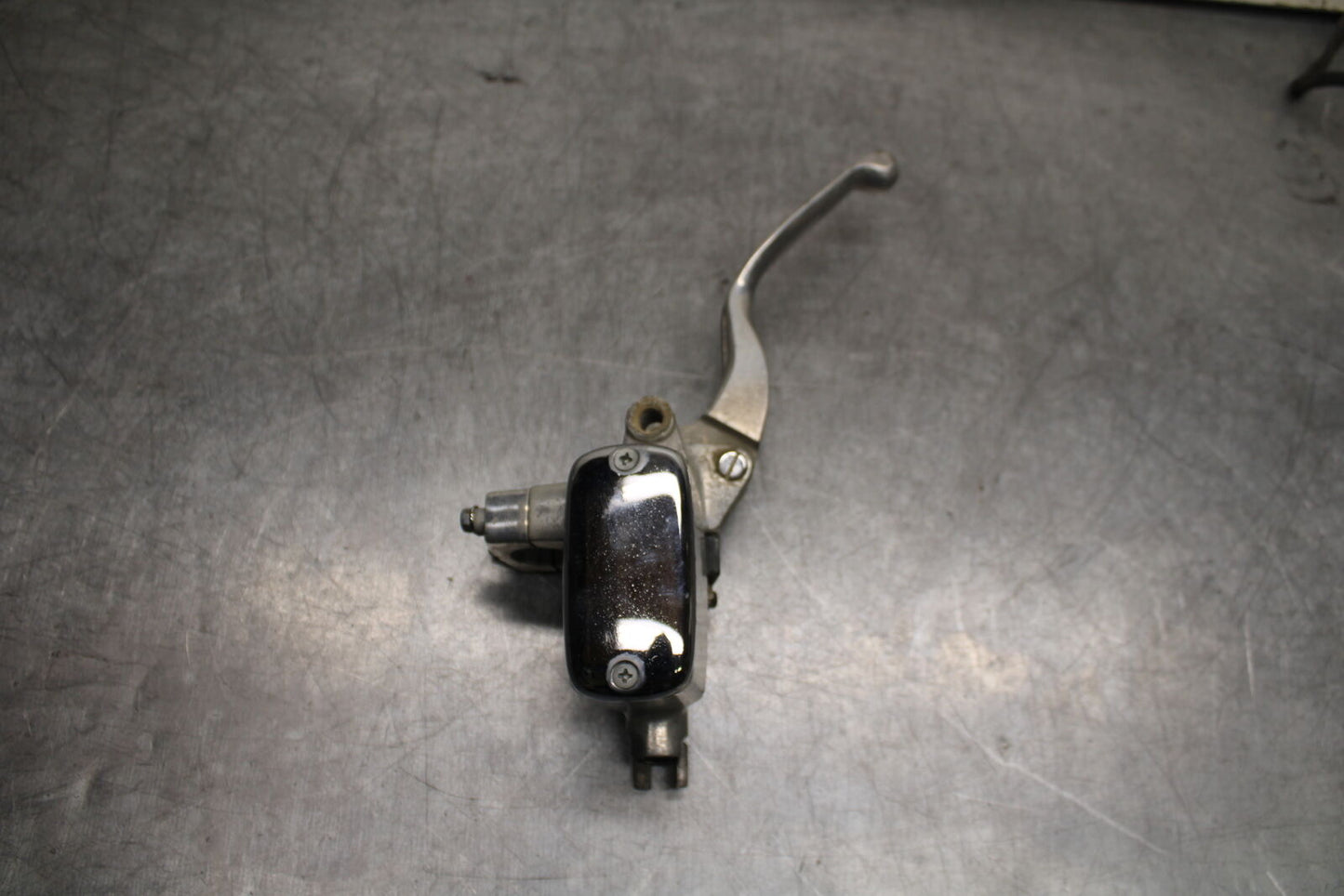 02-04 HONDA VTX1800S CLUTCH MASTER CYLINDER BB712
