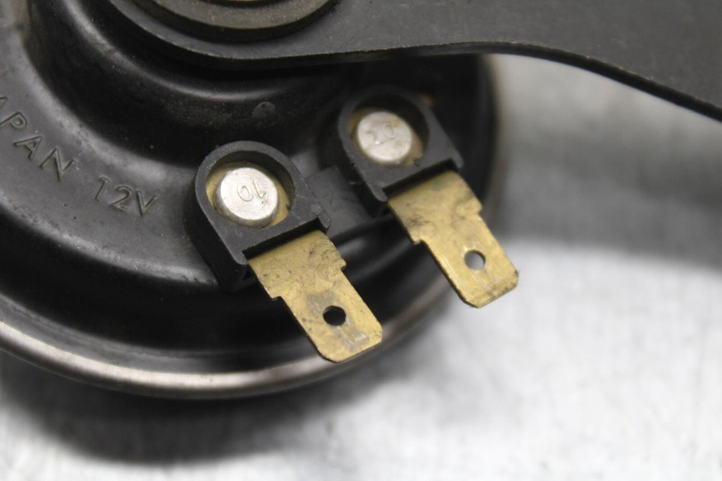 2011 Suzuki GSXR1000 HORN SIGNAL 38500-47H00 BB96
