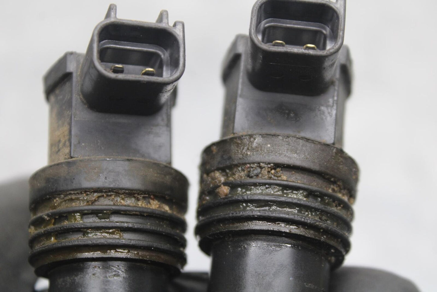 1999 Suzuki GSXR600 IGNITION COILS COIL SPARK PLUG CAPS 33410-34E00 BB608
