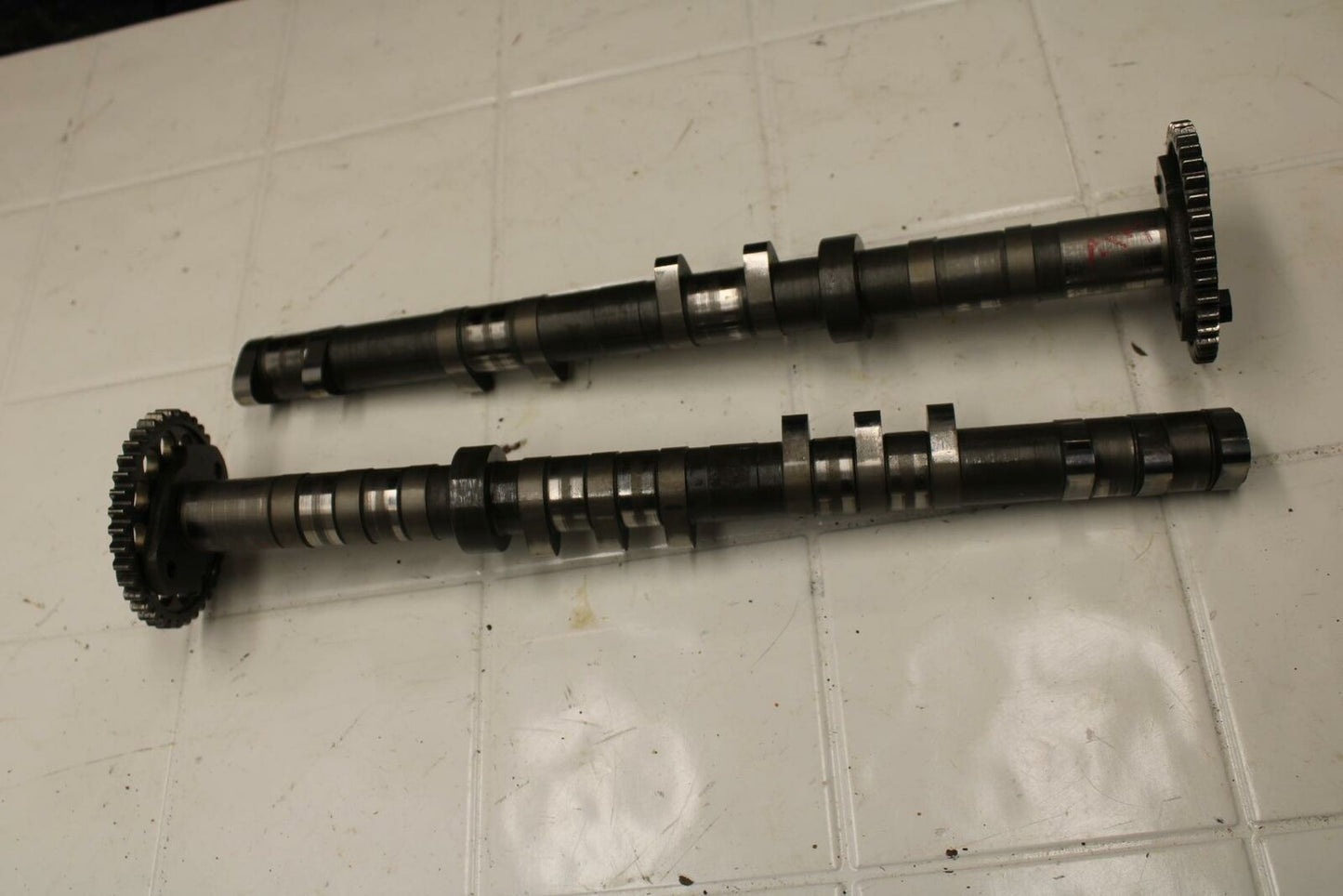 98-99 YAMAHA YZF R1 CAMSHAFT CAM SHAFTS 4XV-12171-00-00 4XV-12181-00-00 BB08