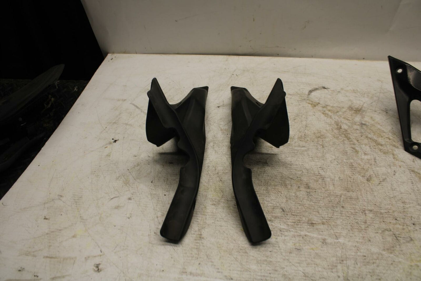 08-10 DUCATI 848 RIGHT LEFT FRONT DUCT COVERS PANELS COWLS BB369