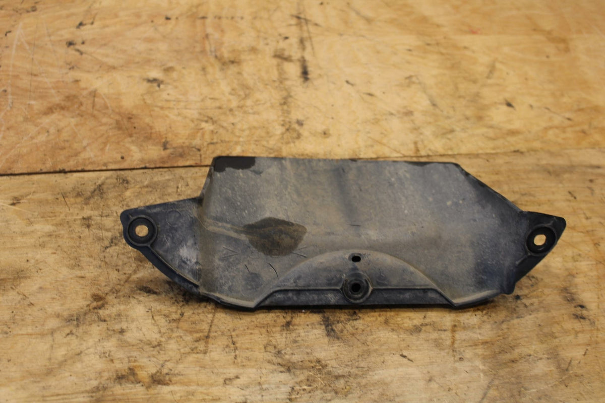 00-01 YAMAHA YZF R6 REAR BACK WHEEL TIRE HUGGER FENDER BB327