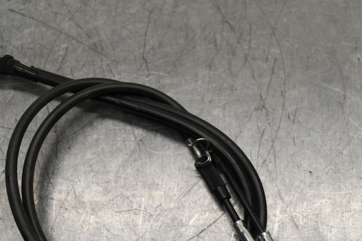 19-22 KAWASAKI Z400 THROTTLE CABLES LINES BB738