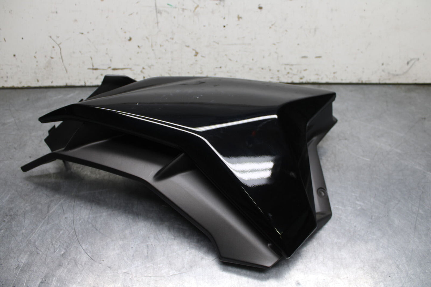 21-24 APRILIA TUONO 660 FACTORY LEFT FRONT UPPER MID SIDE FAIRING PLASTIC BB733