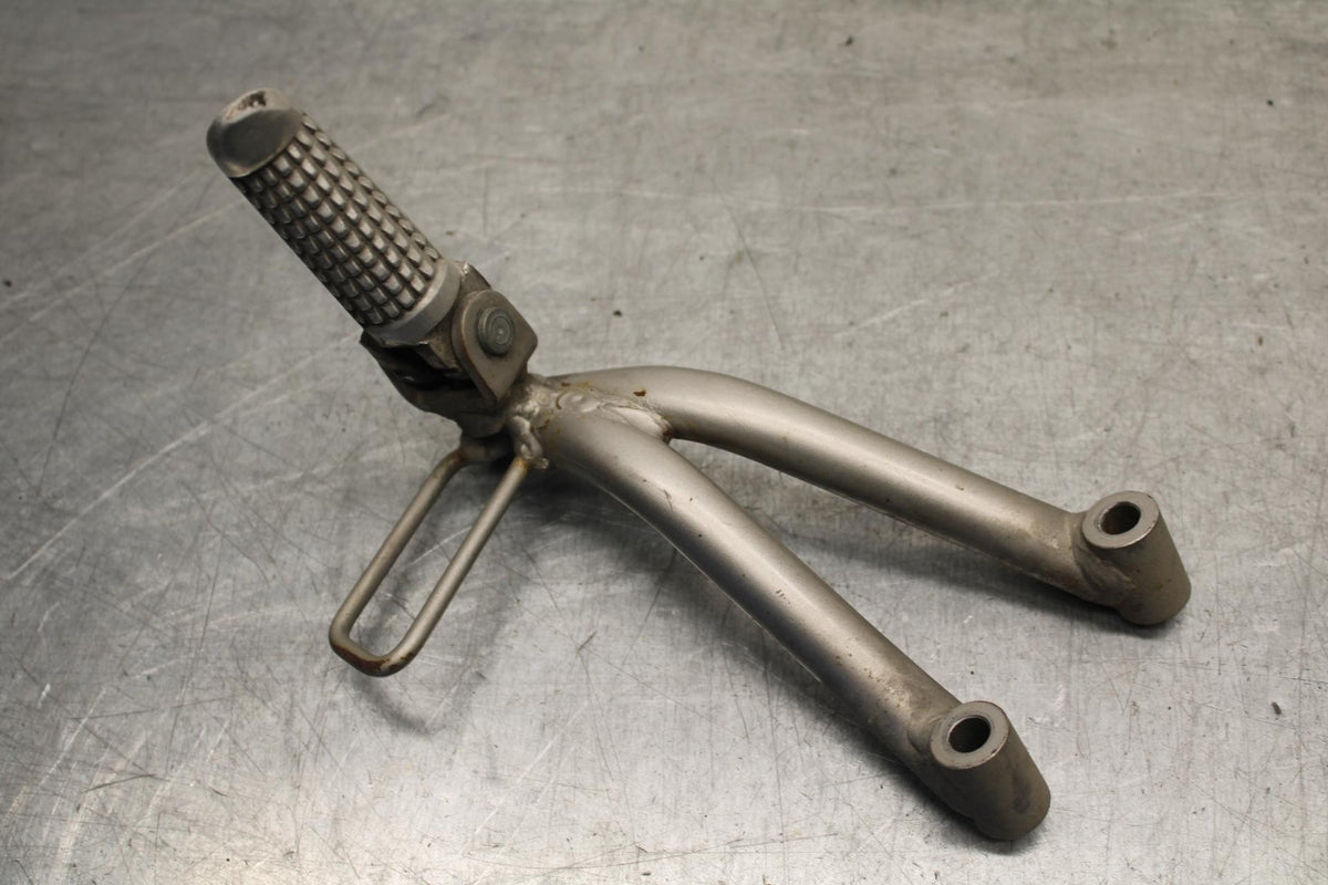 1995 Suzuki RF600R REAR FOOT RESTS PEGS STEPS SET PAIR BB615