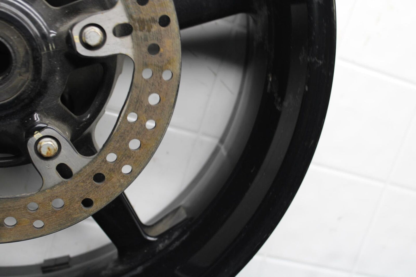 07-11 KTM 990 SUPER DUKE WHEEL AND REAR ROTOR BACK BRAKE BB578