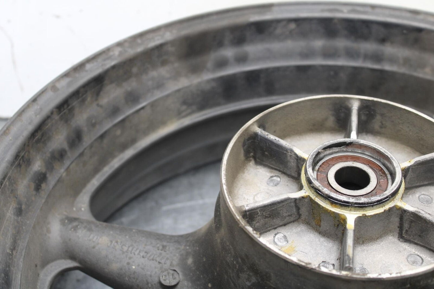 01-06 HONDA CBR600F4I REAR WHEEL AND ROTOR BACK BRAKE DISC BB626