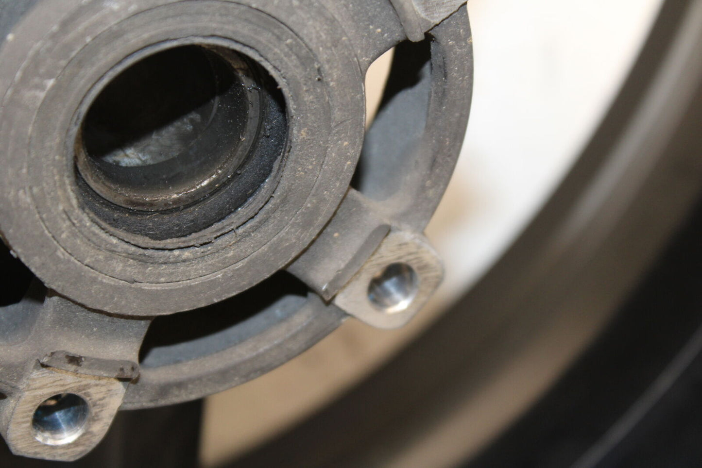 04-05 SUZUKI GSXR600 REAR WHEEL RIM BB658