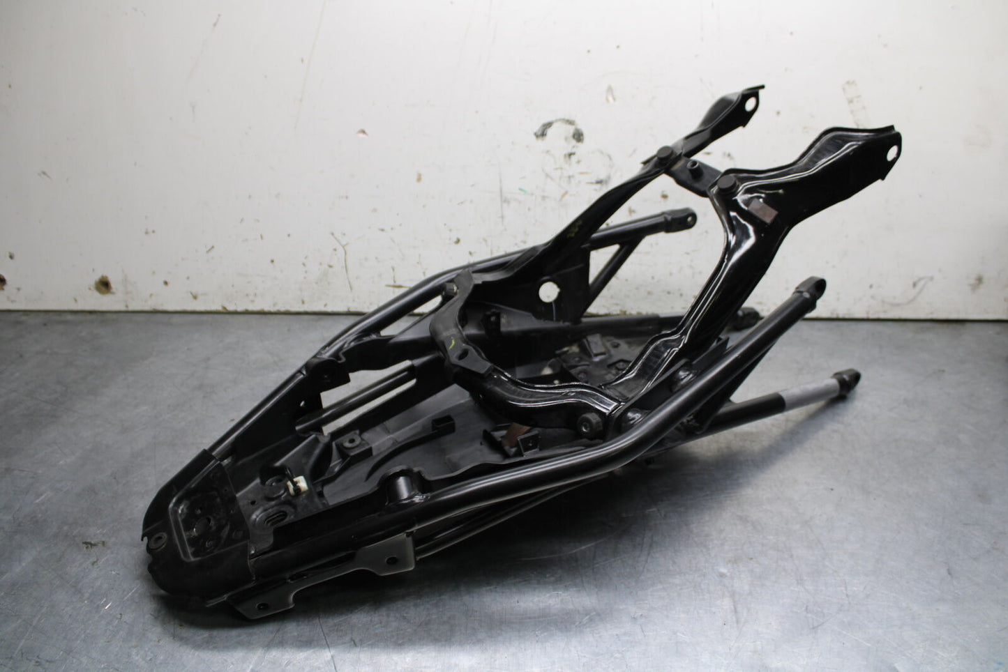 17-24 KTM 390 DUKE REAR SUBFRAME BACK SUB FRAME BB734
