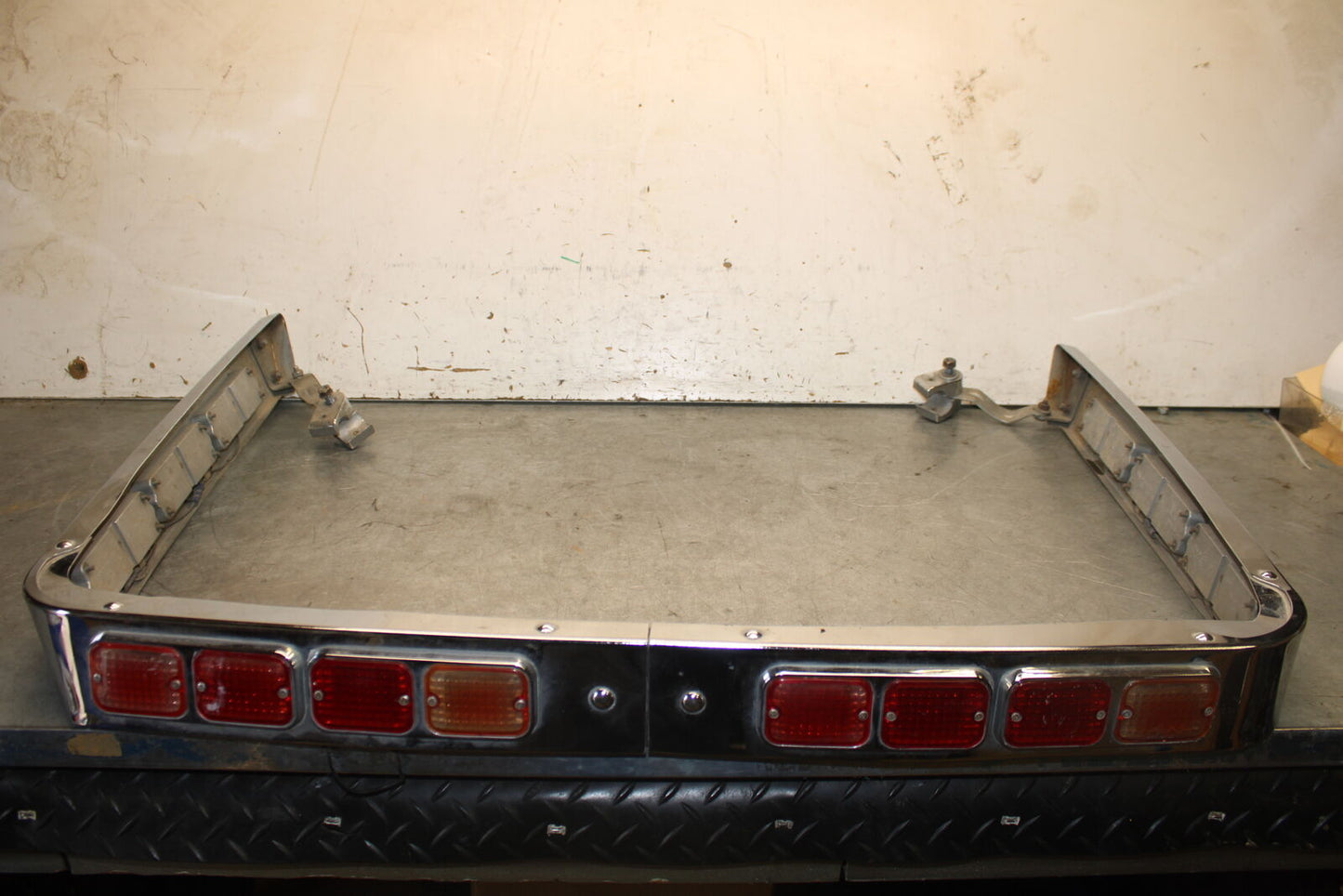 93-00 HONDA GOLDWING 1500 GL1500SE REAR BUMPER BACK BUMPER BB700