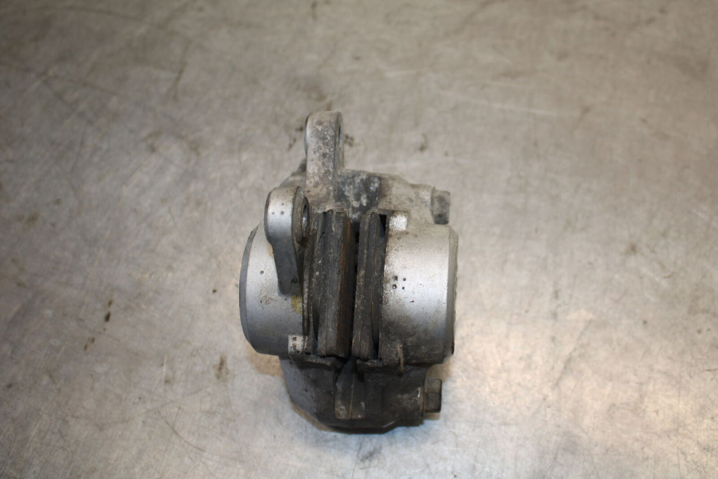 87-03 SUZUKI INTRUDER 1400 VS1400GLP LEFT FRONT BRAKE CALIPER BB702