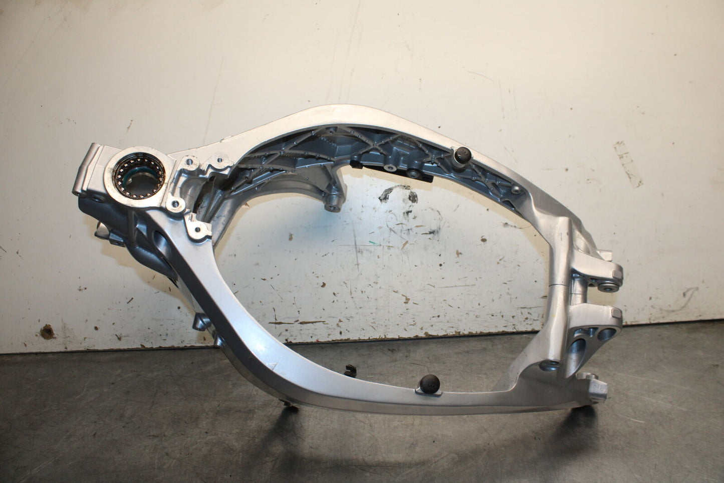 21-24 APRILIA TUONO 660 FACTORY FRAME CHASSIS BB733