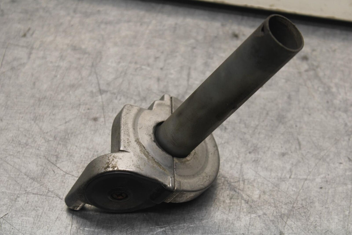 2005 Yamaha Banshee 350 YFZ350 RIGHT THROTTLE GRIP BB79
