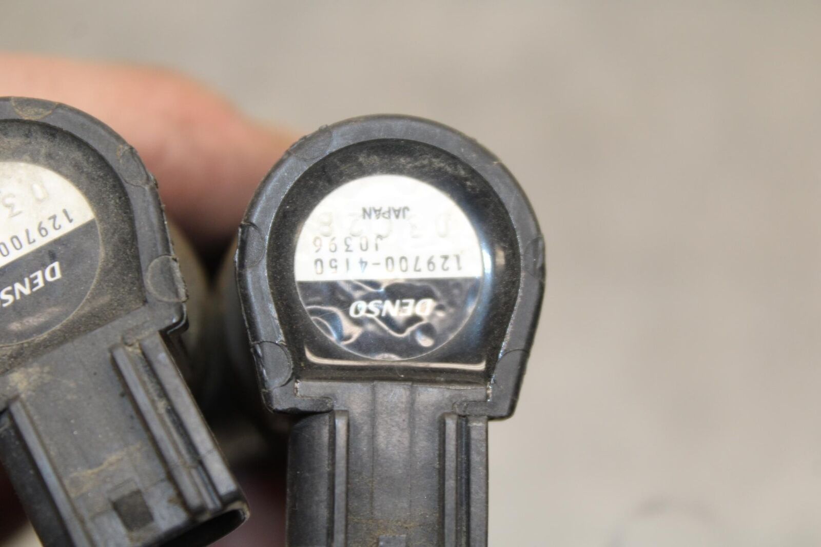 01 SUZUKI GSXR1000 IGNITION  COIL  PLUG CAPS 33410-35F00 33410-35F10 BB100 #B