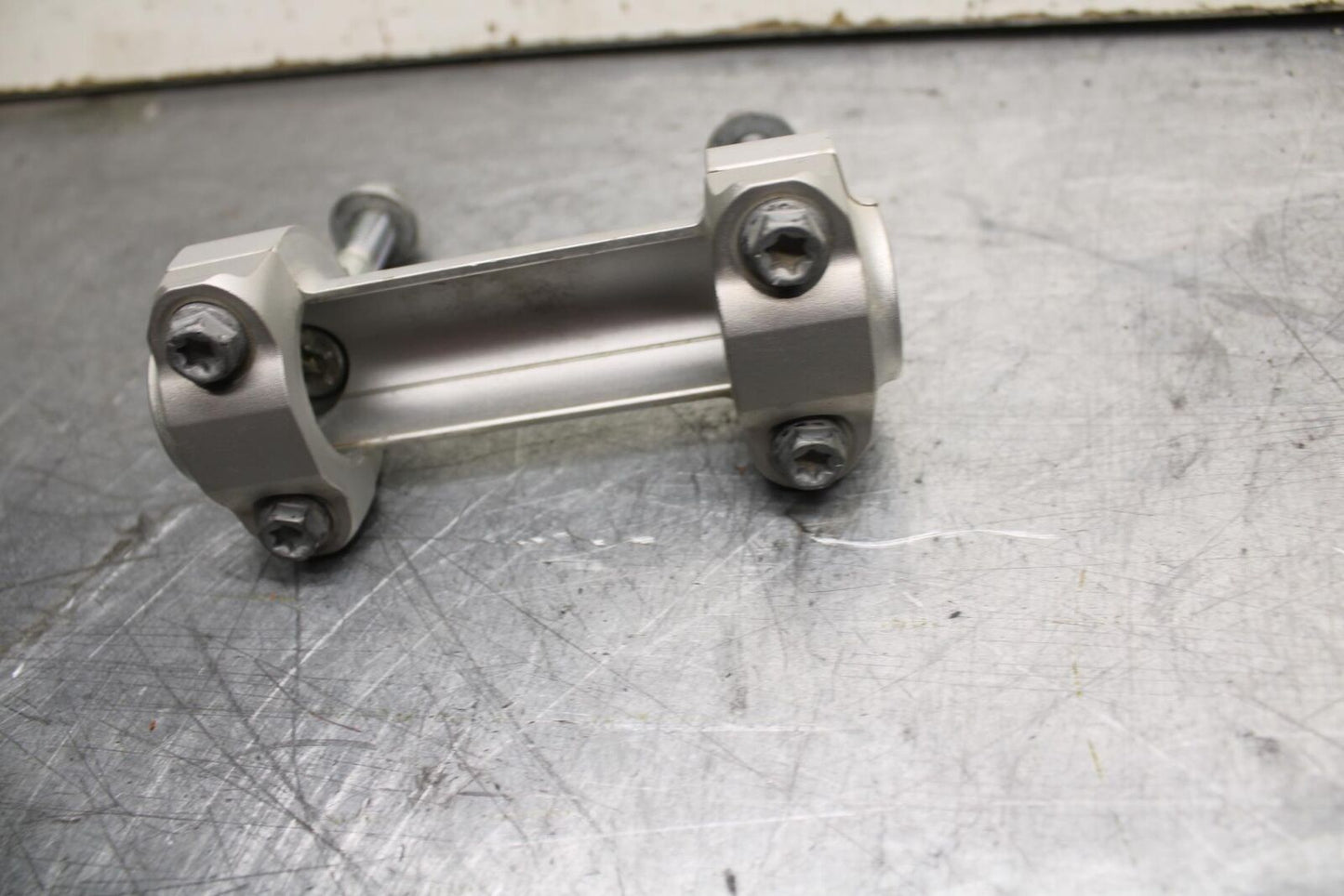 16-18 KTM 690 DUKE HANDLEBAR RISERS BB631