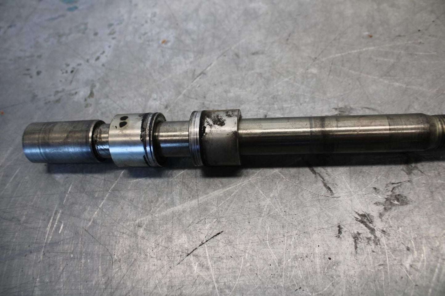 2006 Triumph Daytona 675 Triple FRONT WHEEL RIM AXLE PIVOT BOLT BB434