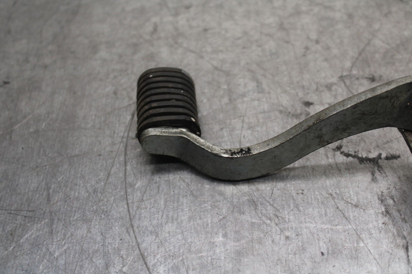 96-07 YAMAHA YZF600R RIGHT REARSET BRAKE FOOT PEDAL BB746
