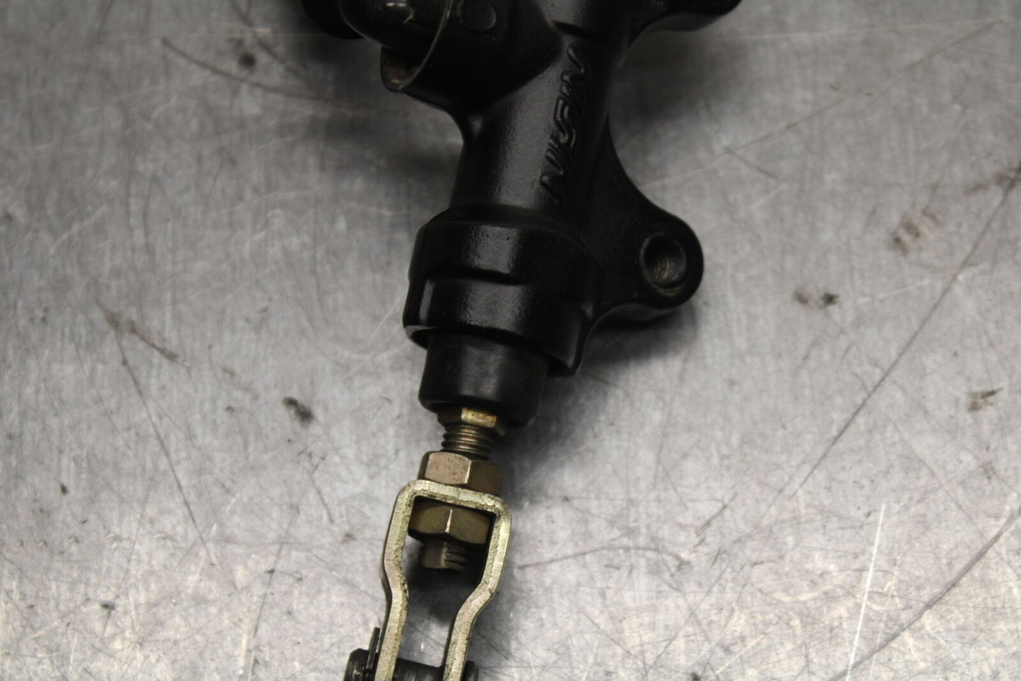 03-04 TRIUMPH DAYTONA 600 REAR BACK BRAKE MASTER CYLINDER W RESERVOIR BB745