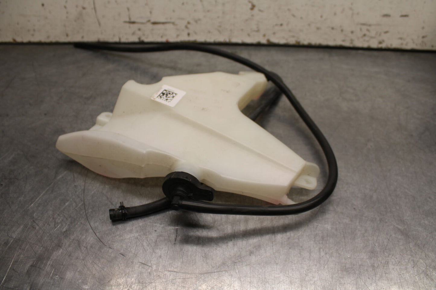 21-24 APRILIA TUONO 660 FACTORY COOLANT WATER TANK RESERVOIR BOTTLE BB733