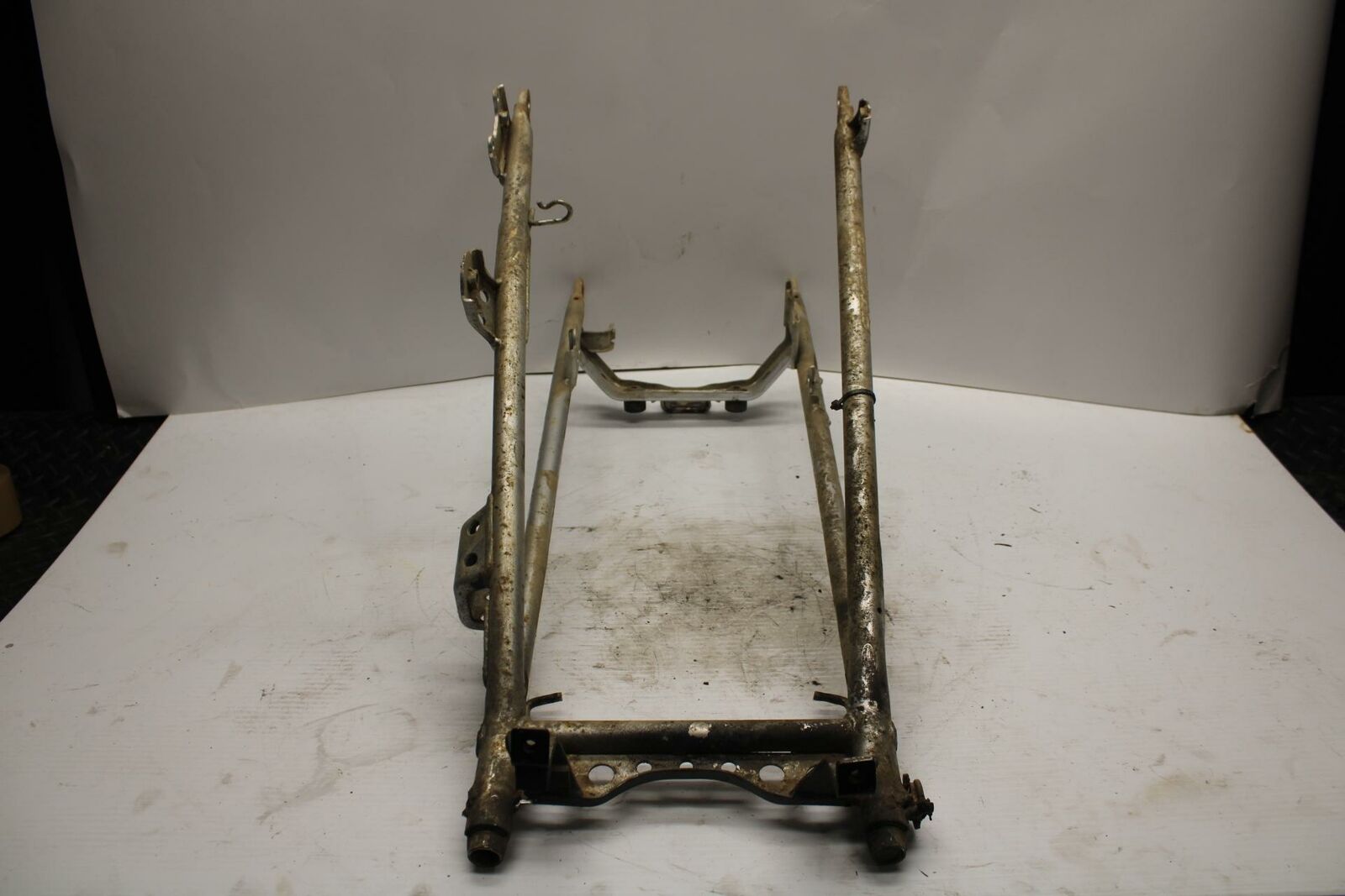 03-06 SUZUKI QUADSPORT Z400 REAR SUBFRAME BACK SUB FRAME BB256