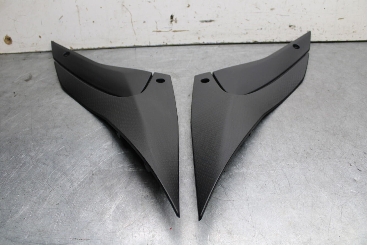 21-24 APRILIA RSV4 RIGHT LEFT FRONT SIDE SEAT PANELS COWLS FAIRINGS COVER BB668