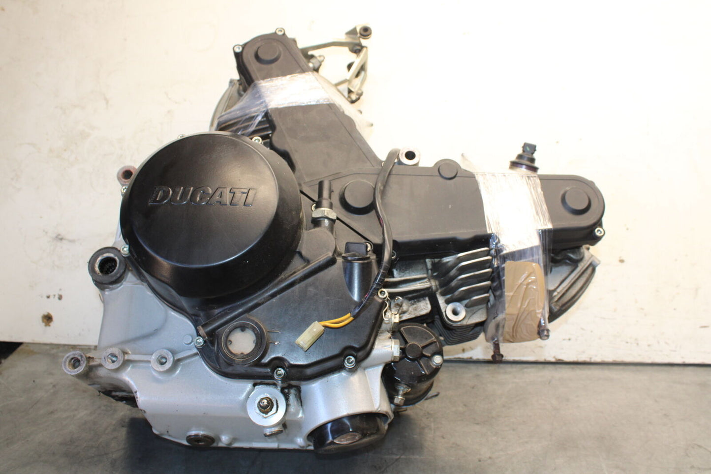 06-07 DUCATI MONSTER 695 ENGINE MOTOR BB674