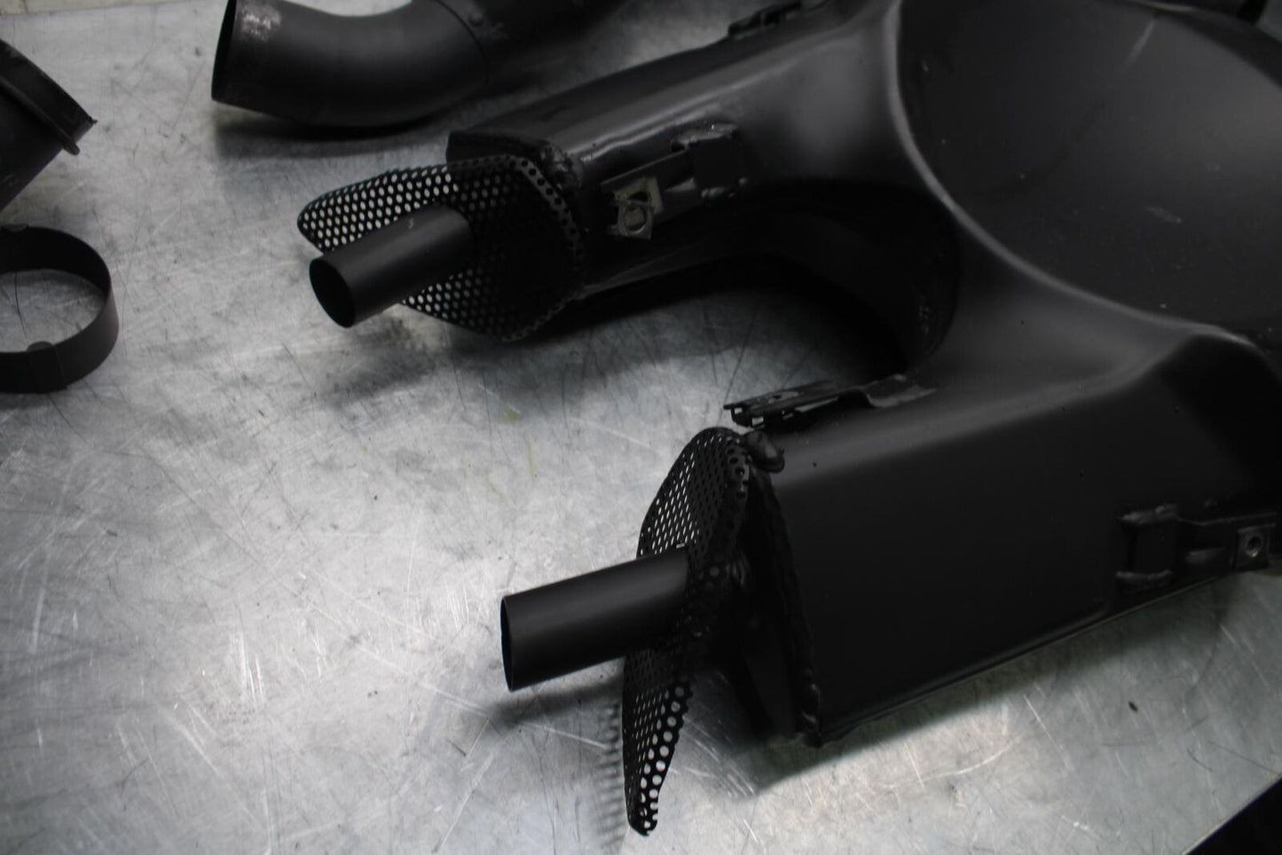 2009 Aprilia Shiver 750 SL750 FULL EXHAUST SYSTEM HEADERS PIPE MUFFLER BB506