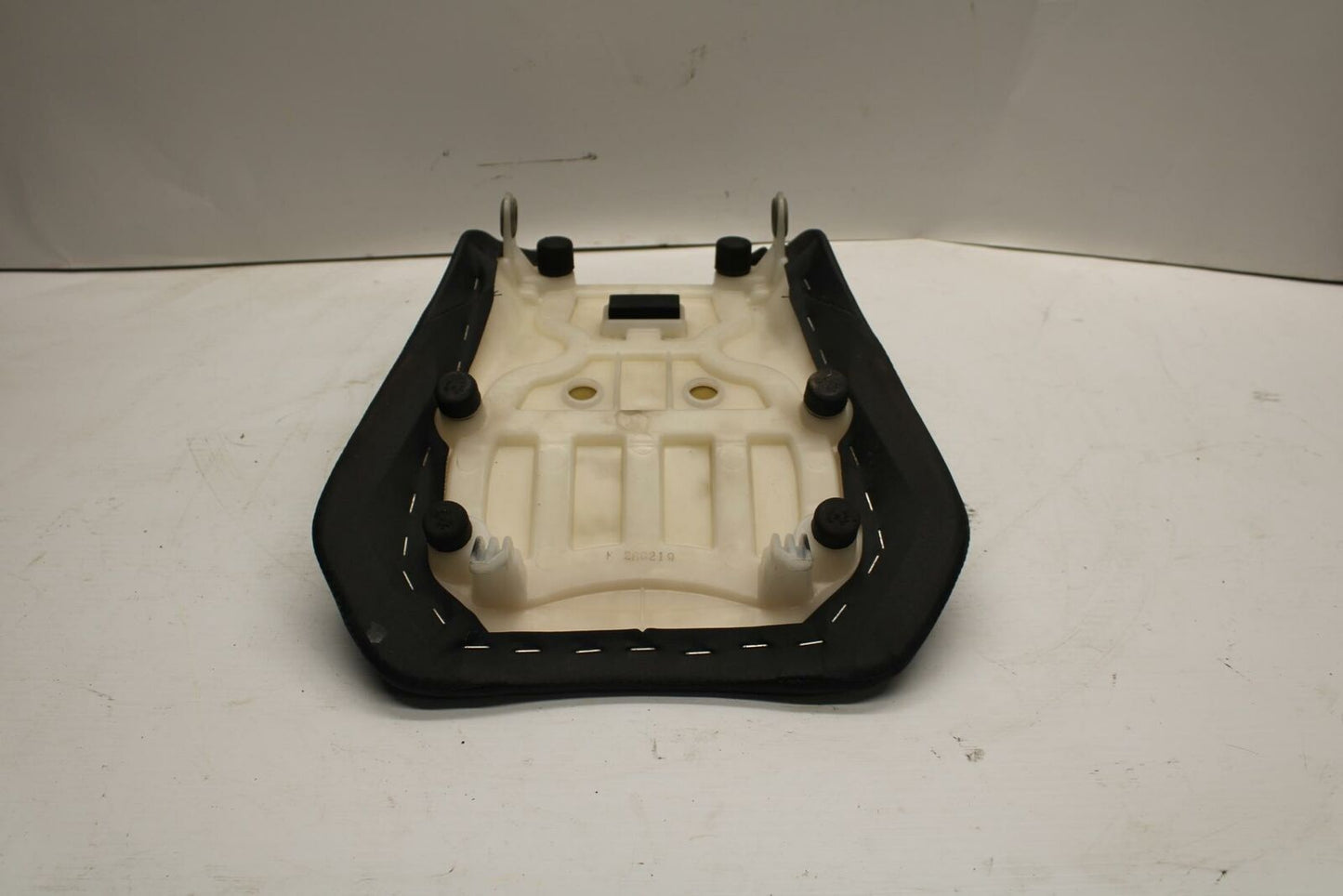 11-21 SUZUKI GSXR600 FRONT DRIVERS SEAT PAD SADDLE PILLION 45100-14J10-DW2 BB260